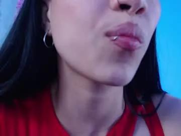 ariianajones from Chaturbate
