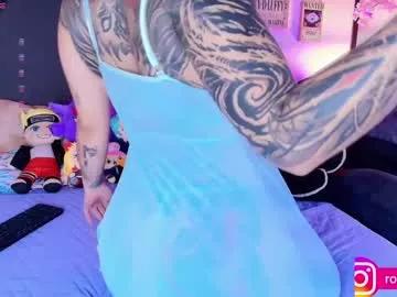 Try our girls live displays and explore the company of endless strippers, with beautiful physiques, vibrating toys and more.