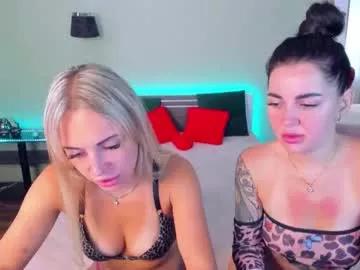 Try our girls live displays and explore the company of endless strippers, with beautiful physiques, vibrating toys and more.