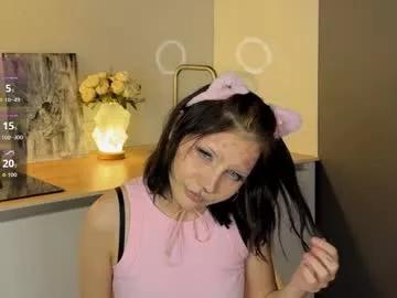 Try our girls live displays and explore the company of endless strippers, with beautiful physiques, vibrating toys and more.