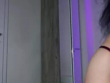 Try our girls live displays and explore the company of endless strippers, with beautiful physiques, vibrating toys and more.