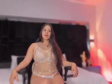 Try our girls live displays and explore the company of endless strippers, with beautiful physiques, vibrating toys and more.