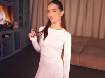 averyserrao — I'm Avery, i'm #new here. GOAL: check my belly // #shy #18 #cute #skinny [22 tokens remaining]