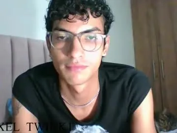 Avatar of axellatino_