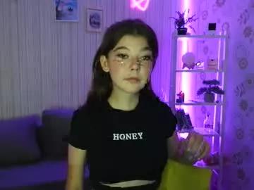 baby_viki_kiss from Chaturbate is Freechat