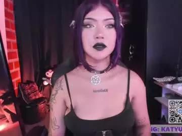 Try our girls live displays and explore the company of endless strippers, with beautiful physiques, vibrating toys and more.