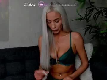 Try our girls live displays and explore the company of endless strippers, with beautiful physiques, vibrating toys and more.