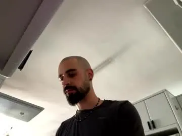 beardedbaldy_09 — Beardedbaldy_09's room