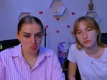 Try our girls live displays and explore the company of endless strippers, with beautiful physiques, vibrating toys and more.