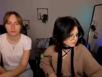 Try our girls live displays and explore the company of endless strippers, with beautiful physiques, vibrating toys and more.