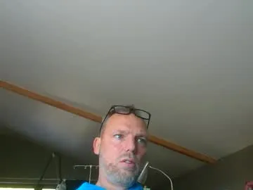 belgianordenary — Freechat on Chaturbate