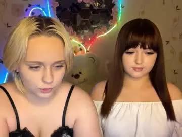 bella_and_alice from Chaturbate is Freechat