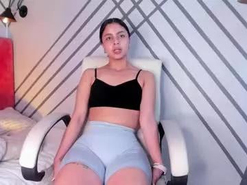 Try our girls live displays and explore the company of endless strippers, with beautiful physiques, vibrating toys and more.
