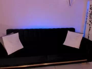 Try our girls live displays and explore the company of endless strippers, with beautiful physiques, vibrating toys and more.