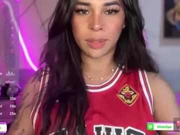 Try our girls live displays and explore the company of endless strippers, with beautiful physiques, vibrating toys and more.