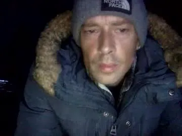 bigdickdangles472924 — Freechat on Chaturbate