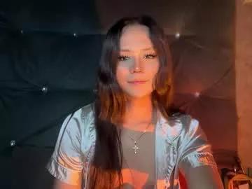 Try our girls live displays and explore the company of endless strippers, with beautiful physiques, vibrating toys and more.