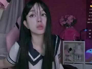 Try our girls live displays and explore the company of endless strippers, with beautiful physiques, vibrating toys and more.