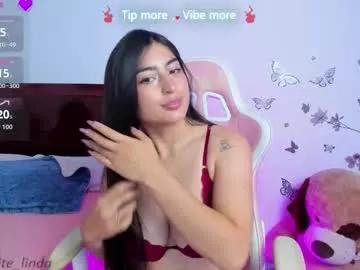 Try our girls live displays and explore the company of endless strippers, with beautiful physiques, vibrating toys and more.