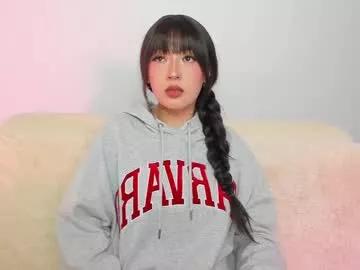 Try our girls live displays and explore the company of endless strippers, with beautiful physiques, vibrating toys and more.