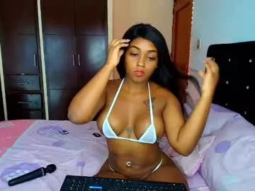 Try our girls live displays and explore the company of endless strippers, with beautiful physiques, vibrating toys and more.