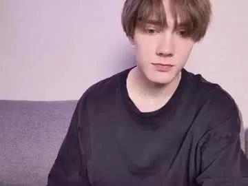 callmenineoneseven from Chaturbate is Freechat