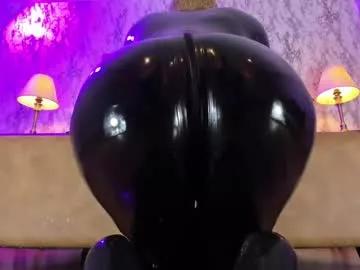 Try our girls live displays and explore the company of endless strippers, with beautiful physiques, vibrating toys and more.