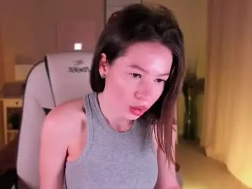 cammila_cute — GOAL: Suck finger like ur dick ;) [72 tokens remaining] 69  =    #shy #nonude #daddy #18 #skinny