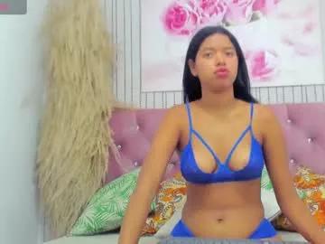 Try our girls live displays and explore the company of endless strippers, with beautiful physiques, vibrating toys and more.