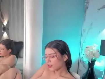 Try our girls live displays and explore the company of endless strippers, with beautiful physiques, vibrating toys and more.