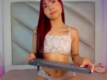 Try our girls live displays and explore the company of endless strippers, with beautiful physiques, vibrating toys and more.