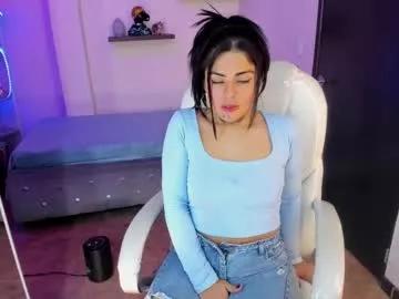 Try our girls live displays and explore the company of endless strippers, with beautiful physiques, vibrating toys and more.