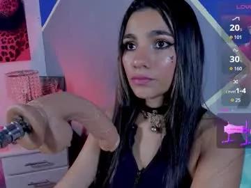 Try our girls live displays and explore the company of endless strippers, with beautiful physiques, vibrating toys and more.