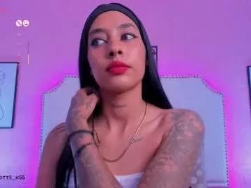 Try our girls live displays and explore the company of endless strippers, with beautiful physiques, vibrating toys and more.