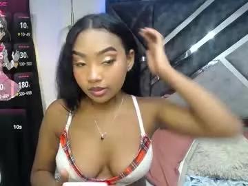 Try our girls live displays and explore the company of endless strippers, with beautiful physiques, vibrating toys and more.
