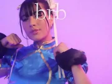 Try our girls live displays and explore the company of endless strippers, with beautiful physiques, vibrating toys and more.