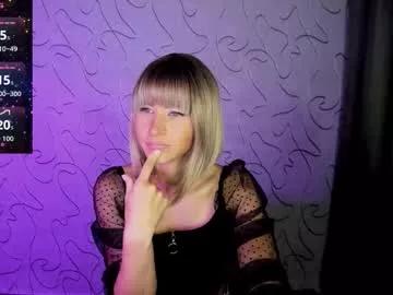 Try our girls live displays and explore the company of endless strippers, with beautiful physiques, vibrating toys and more.