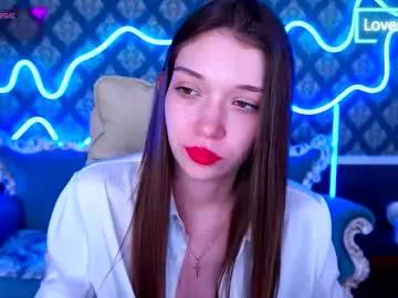 Try our girls live displays and explore the company of endless strippers, with beautiful physiques, vibrating toys and more.