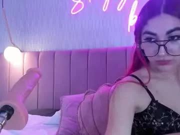 Try our girls live displays and explore the company of endless strippers, with beautiful physiques, vibrating toys and more.