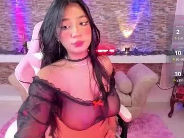 Try our girls live displays and explore the company of endless strippers, with beautiful physiques, vibrating toys and more.