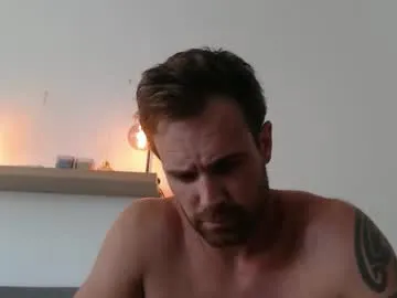 chrishemsworthxxx — I love being watched... #straight #muscle #young