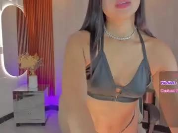 Try our girls live displays and explore the company of endless strippers, with beautiful physiques, vibrating toys and more.
