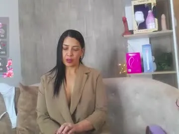 cortney_tayler — Oil on my breasts [99 tokens left] Lush 4 ON  Welcome dear  #mature #milf #bigass #bigass #latina