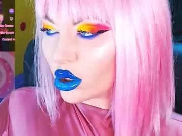 Try our girls live displays and explore the company of endless strippers, with beautiful physiques, vibrating toys and more.