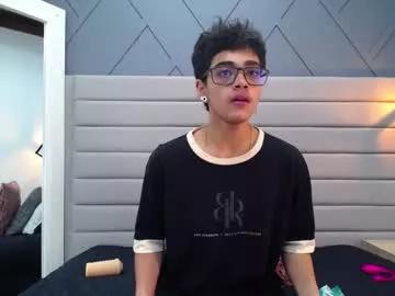 cristiann_suarez from Chaturbate is Freechat