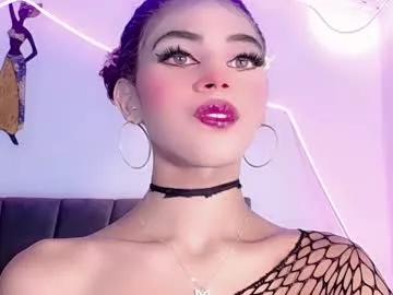 Try our girls live displays and explore the company of endless strippers, with beautiful physiques, vibrating toys and more.