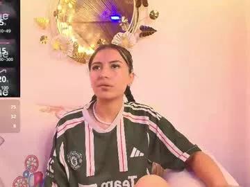 Try our girls live displays and explore the company of endless strippers, with beautiful physiques, vibrating toys and more.