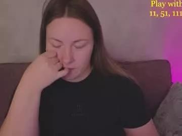 Try our girls live displays and explore the company of endless strippers, with beautiful physiques, vibrating toys and more.