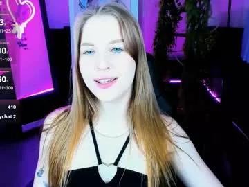 Try our girls live displays and explore the company of endless strippers, with beautiful physiques, vibrating toys and more.