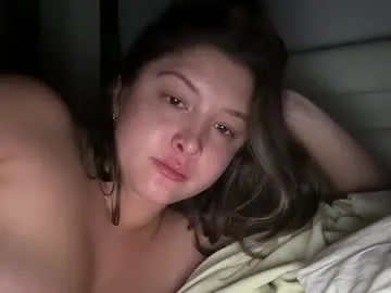 cutieoggg420 — Hey cutie! - Goal: Full body [25 tokens left] #new #young #brunette #natural #asmr